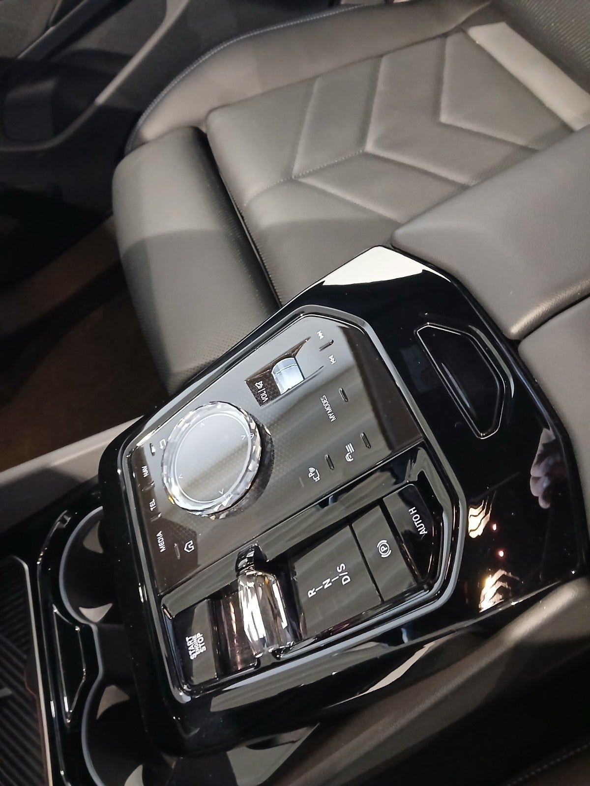 undefined BMW 530e fra 2024