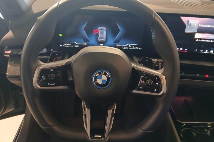 undefined BMW 530e fra 2024