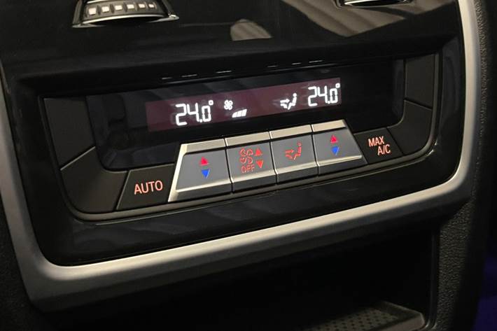 Sort BMW X5 fra 2021