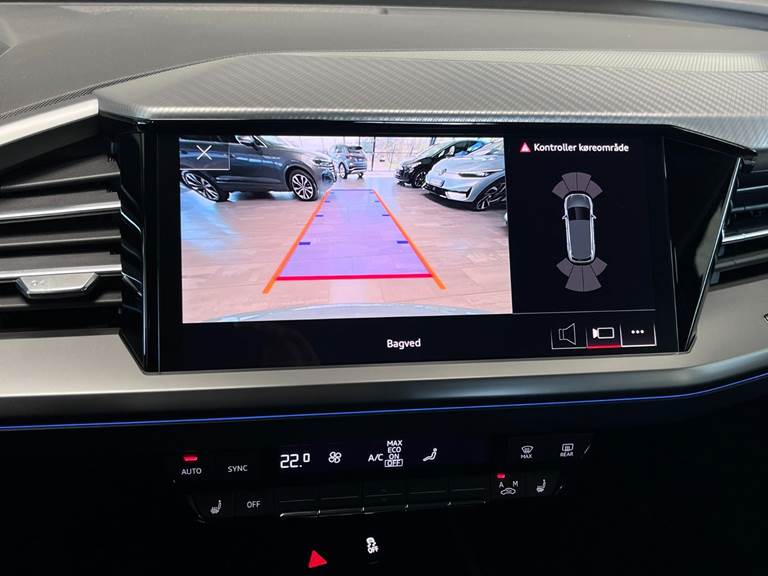 Audi Q4 e-tron 45 S-line