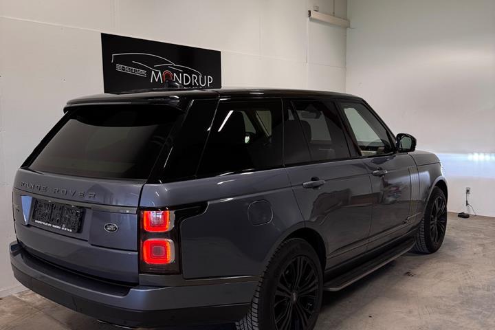 Blå Land Rover Range Rover fra 2018