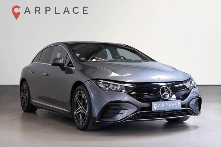 Grå Mercedes EQE350 fra 2024