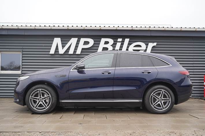 Blå Mercedes EQC400 fra 2022