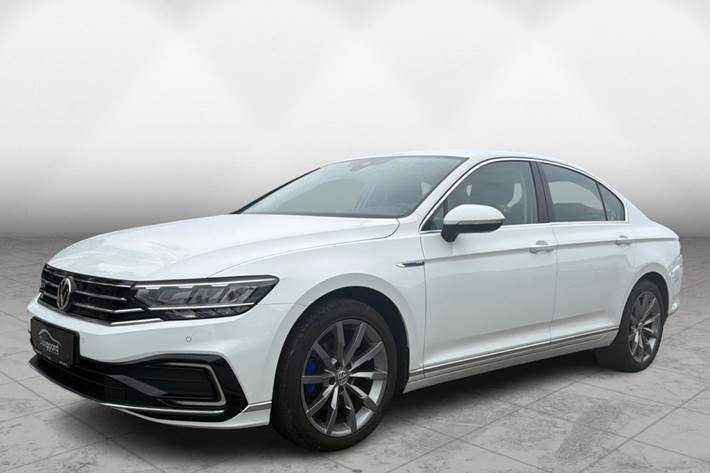 undefined VW Passat fra 2020