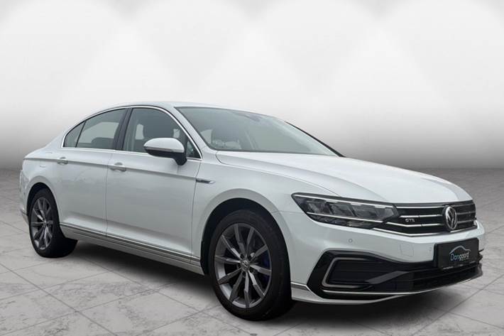 undefined VW Passat fra 2020