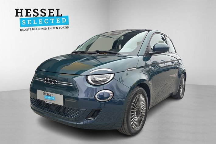 Blå Fiat 500e fra 2022