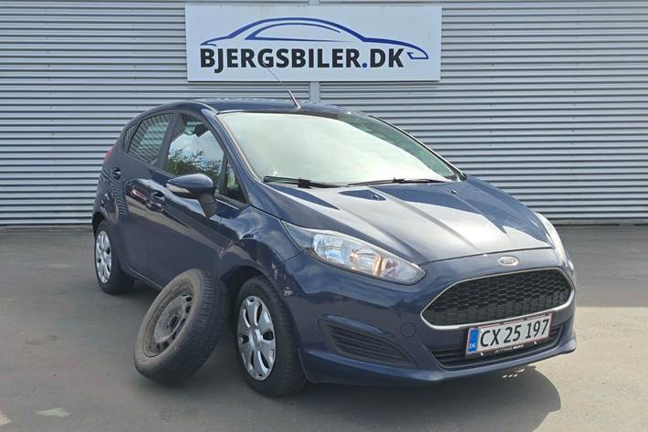 undefined Ford Fiesta fra 2016 set udefra