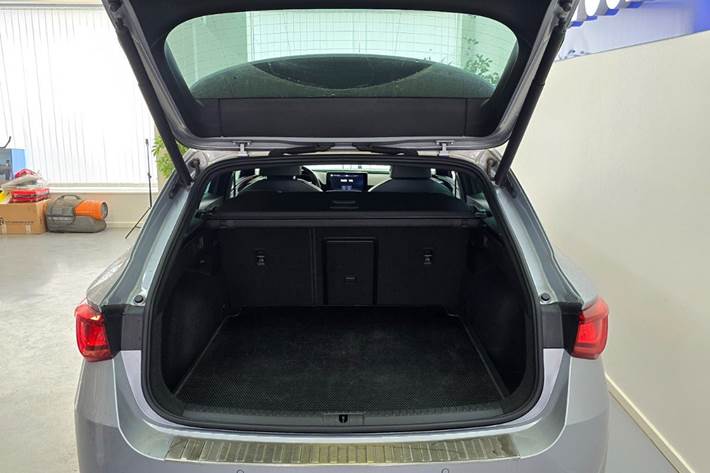 Sølv Seat Leon fra 2021