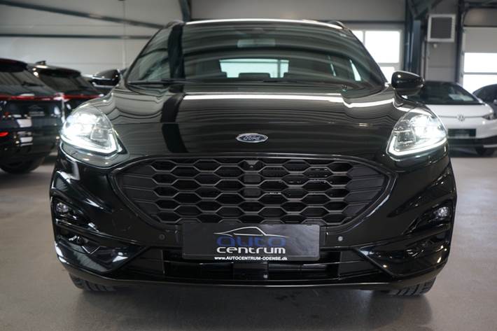Sort Ford Kuga fra 2022