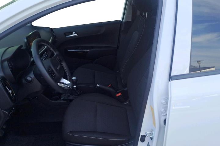 Hvid Kia Picanto fra 2024