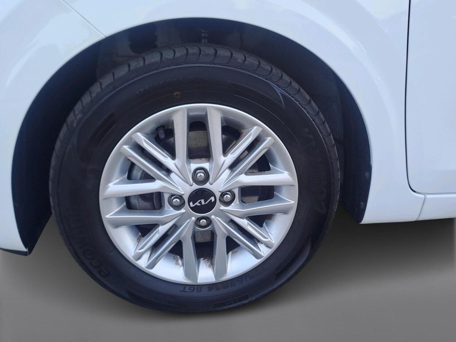 Hvid Kia Picanto fra 2024