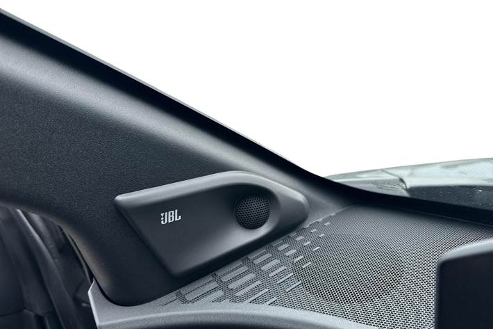 Grå Toyota BZ4X fra 2026