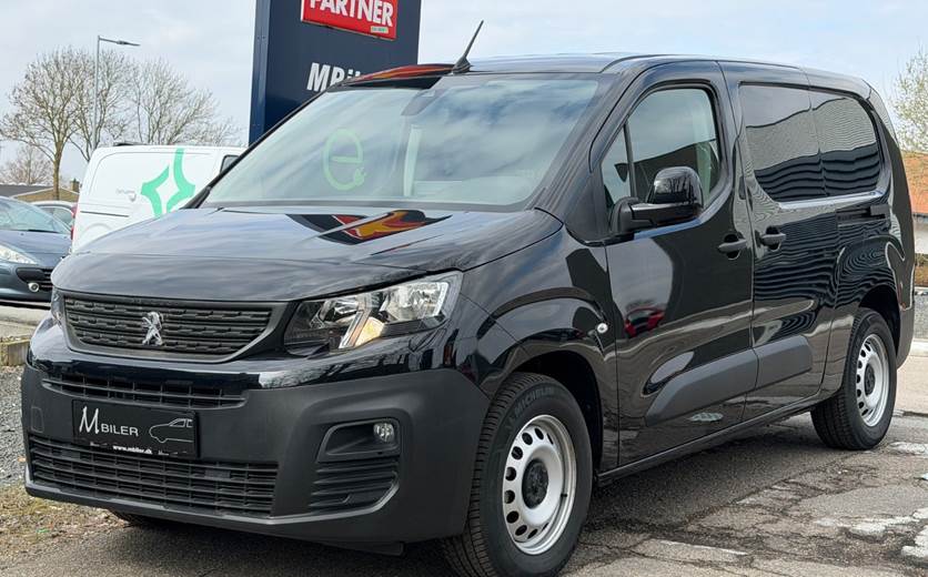 Peugeot e-Partner 50 L2V2 Premium Van