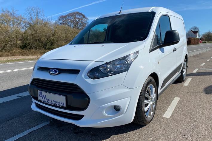 Hvid Ford Transit Connect fra 2016