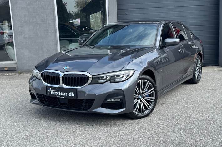 undefined BMW 330e fra 2021