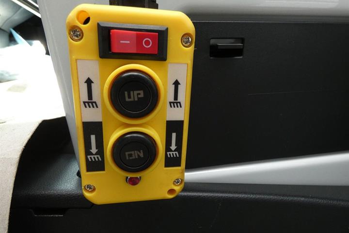 Hvid Mercedes Sprinter 317 fra 2026