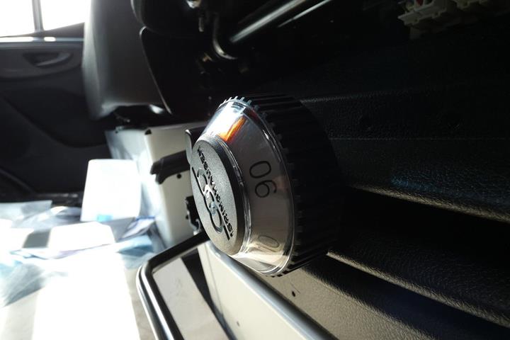 Hvid Mercedes Sprinter 317 fra 2026