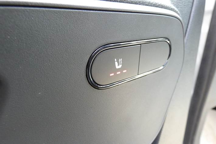 Hvid Mercedes Sprinter 317 fra 2026