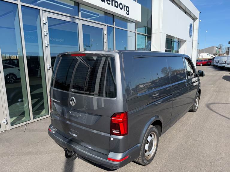 VW Transporter 2,0 TDi 199 Kassevogn DSG lang