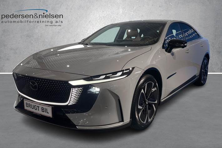 Grå Mazda 6e fra 2026