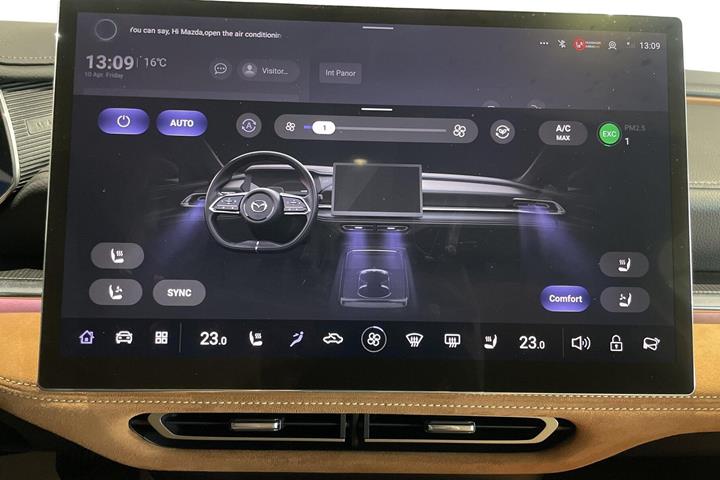 Grå Mazda 6e fra 2026