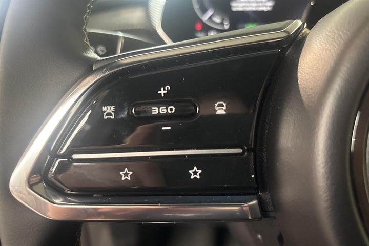 undefined Mazda 6e fra 2026