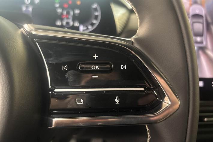 undefined Mazda 6e fra 2026