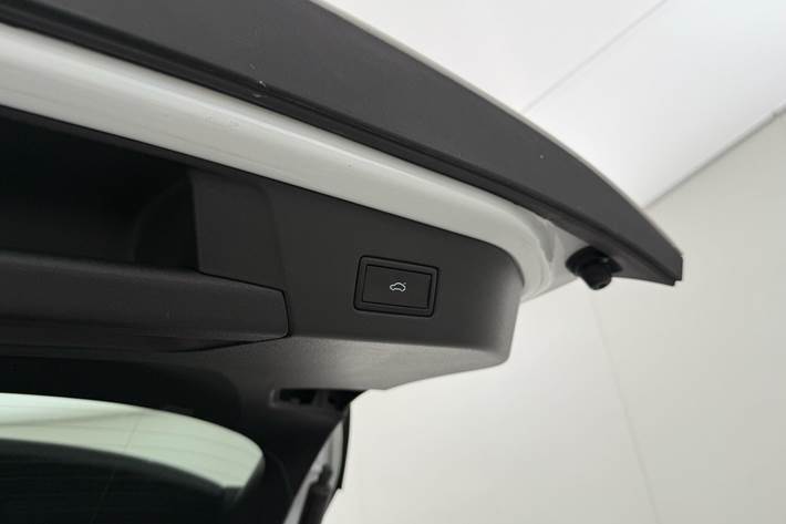 Hvid VW ID.4 fra 2023