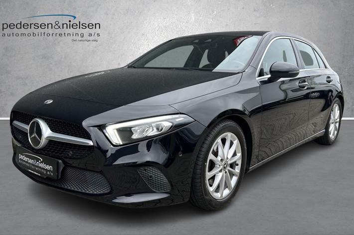 Sort Mercedes A200 fra 2018