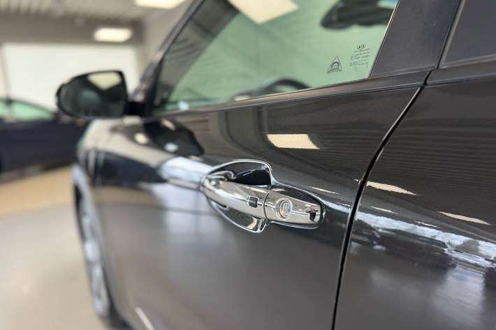 Sort Kia Niro fra 2018