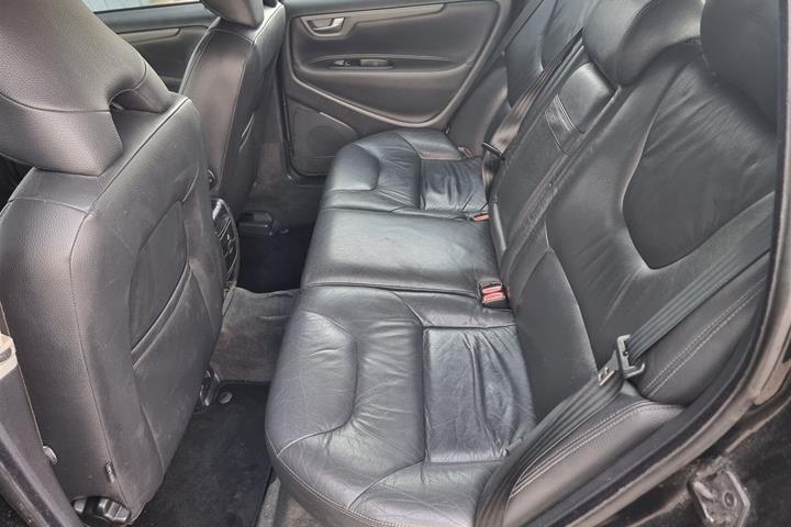 Sort Volvo V70 fra 2006