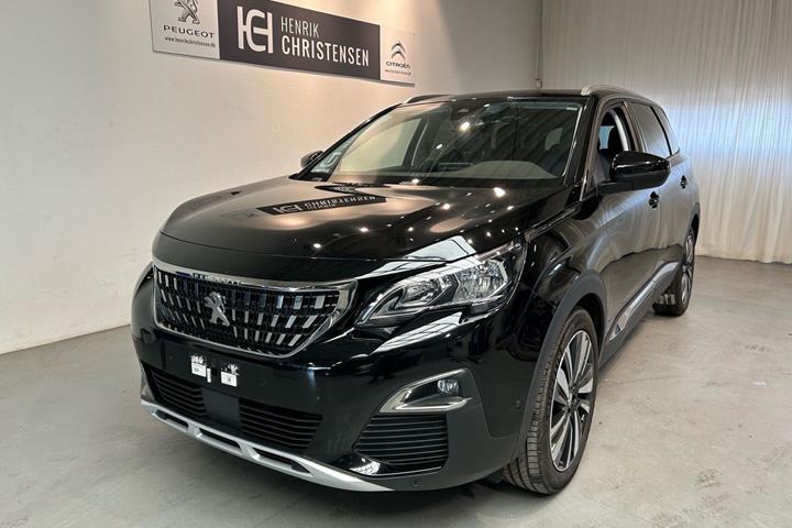 Sort Peugeot 5008 fra 2020 set udefra