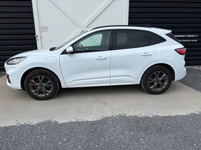Ford Kuga 2,5 PHEV ST-Line CVT