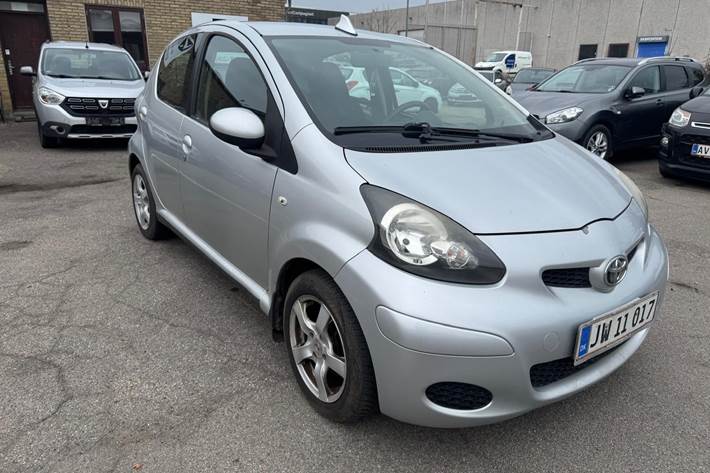 undefined Toyota Aygo fra 2010