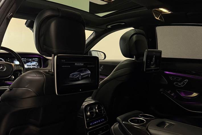Sort Mercedes S350 fra 2013