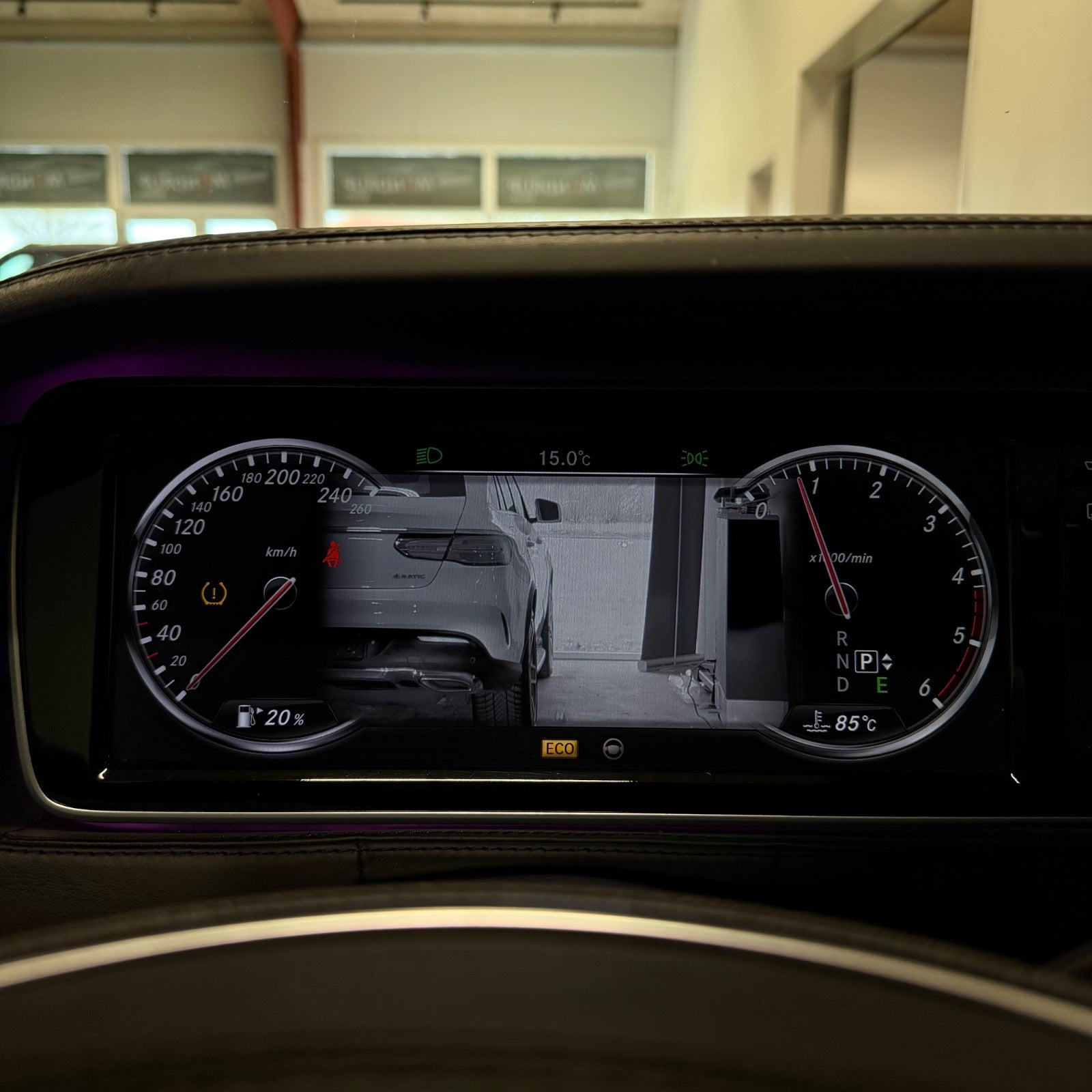 Sort Mercedes S350 fra 2013