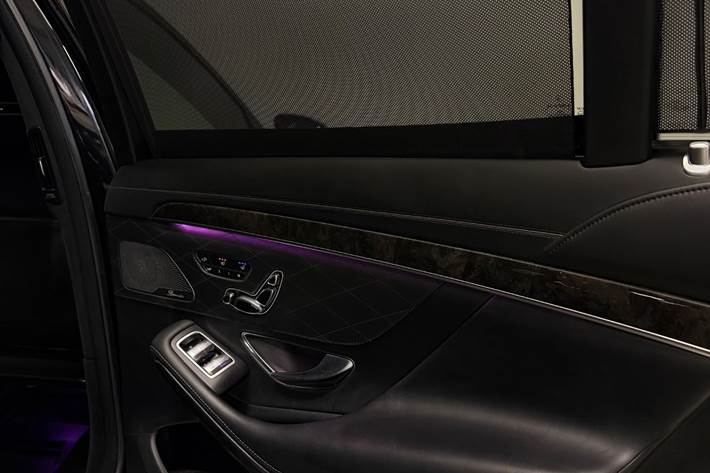 Sort Mercedes S350 fra 2013