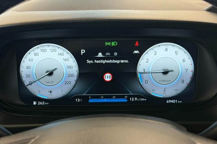 Hvid Hyundai i20 fra 2022