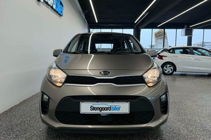Grå Kia Picanto fra 2020