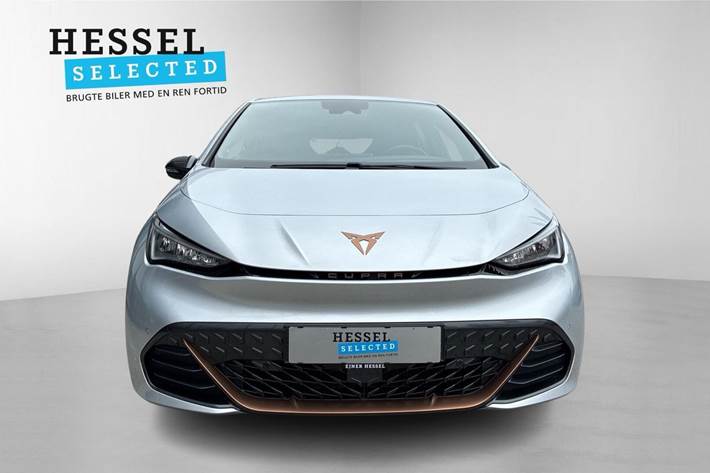 Sølv Cupra Born fra 2024