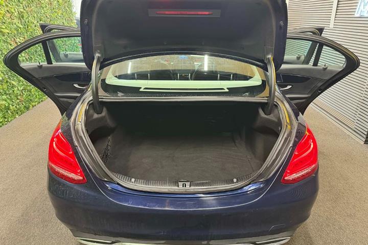 undefined Mercedes C200 fra 2016