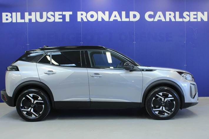 Sølv Peugeot e-2008 fra 2025