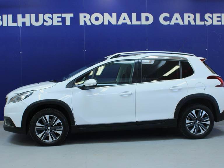 Peugeot 2008 1,2 e-THP 110 Selection Sky