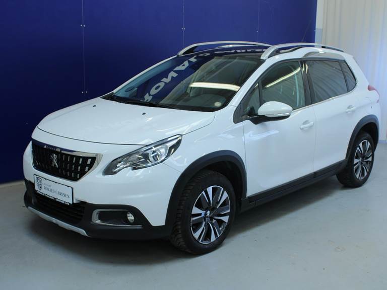 Peugeot 2008 1,2 e-THP 110 Selection Sky