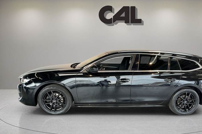 Sort Peugeot 508 fra 2020