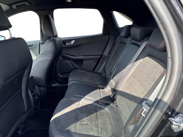 Ford Kuga 2,5 PHEV ST-Line X CVT