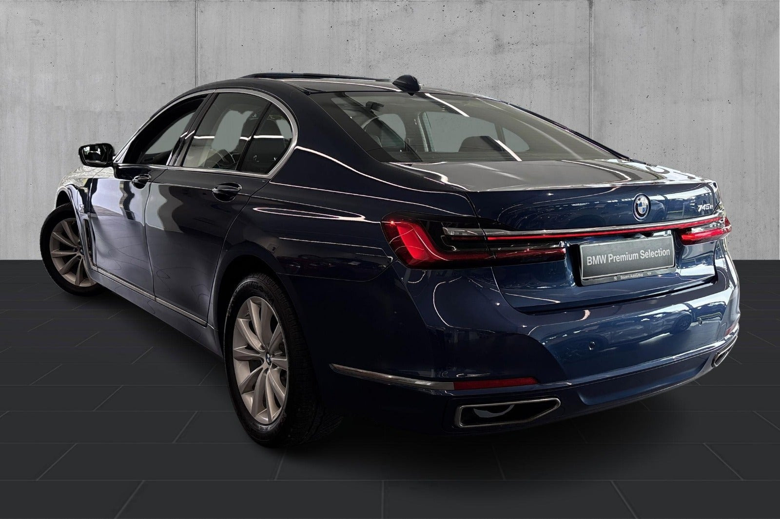 BMW 745e