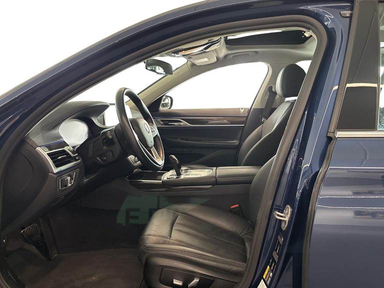 BMW 745e 3,0 Connected aut.