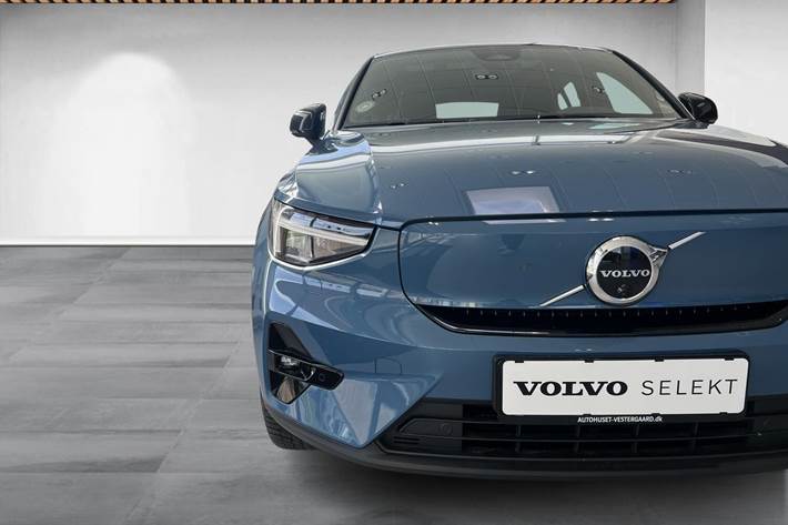Blå Volvo C40 fra 2023