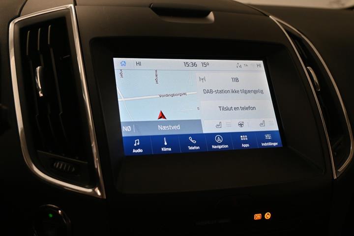 Grå Ford S-MAX fra 2021